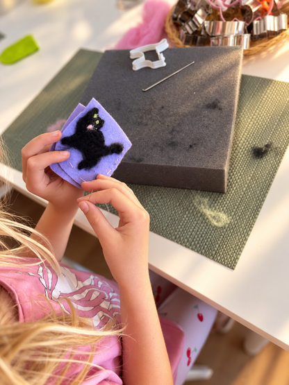Homeschool Handcraft Club | Felt Wishing Stones